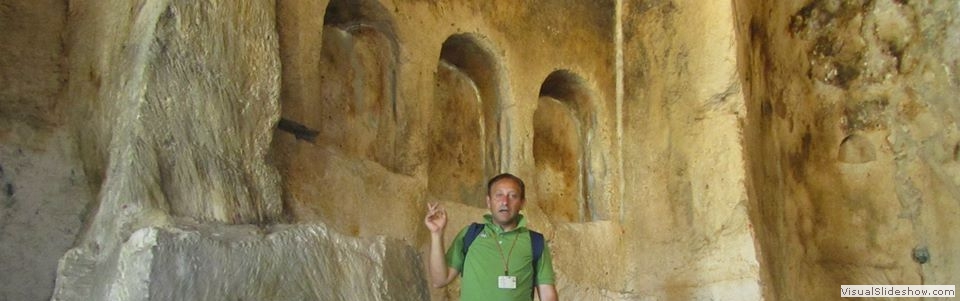 4. scopri le chiese rupestri con la guida turistica di Matera